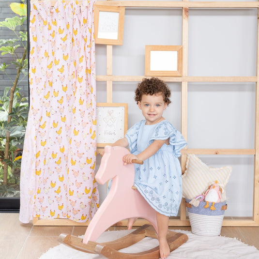 caballito de madera mecedor